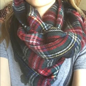 Betsey Johnson plaid Infiniti scarf